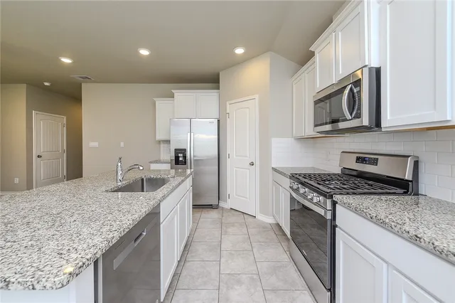 $279,900 | 2217 Medusa Drive, Portland, TX 78374