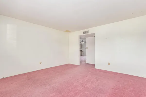 $3,100 | 1432 South Oracle, Mesa, AZ 85204