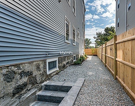 24 Mt Ida Road, Unit 1 Boston, MA 02122 - Photo 18 of 18 Gallery Image 18