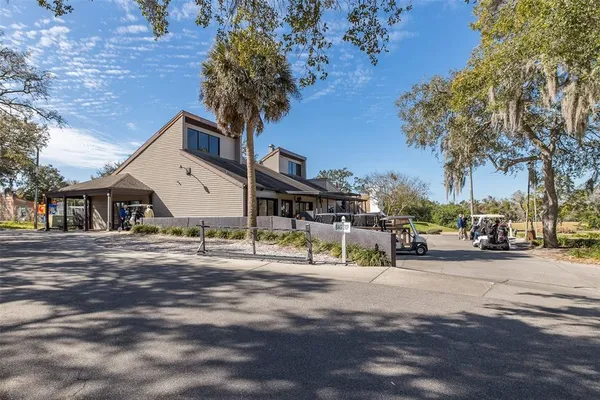 $137,900 | 7417 Greystone Drive, Unit 7417, Hudson, FL 34667