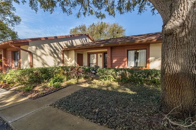 a view of a backyard with garden