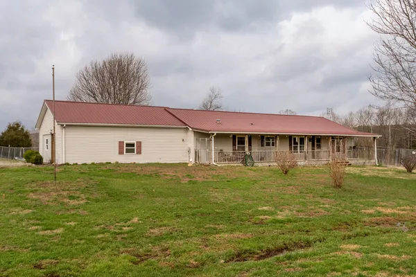 $347,000 | 147 Hazel Road, Simpson, IL 62985