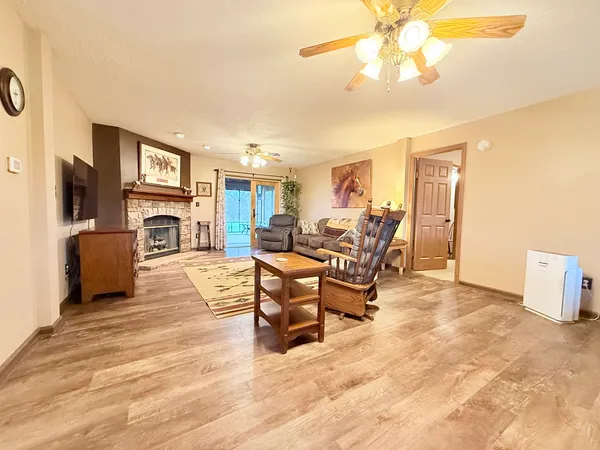 $347,000 | 147 Hazel Road, Simpson, IL 62985