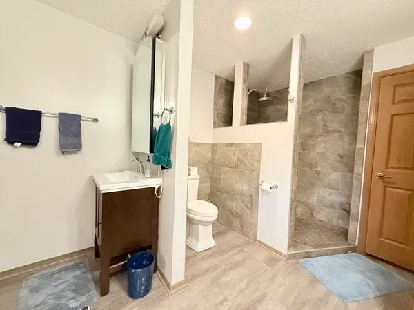 $347,000 | 147 Hazel Road, Simpson, IL 62985