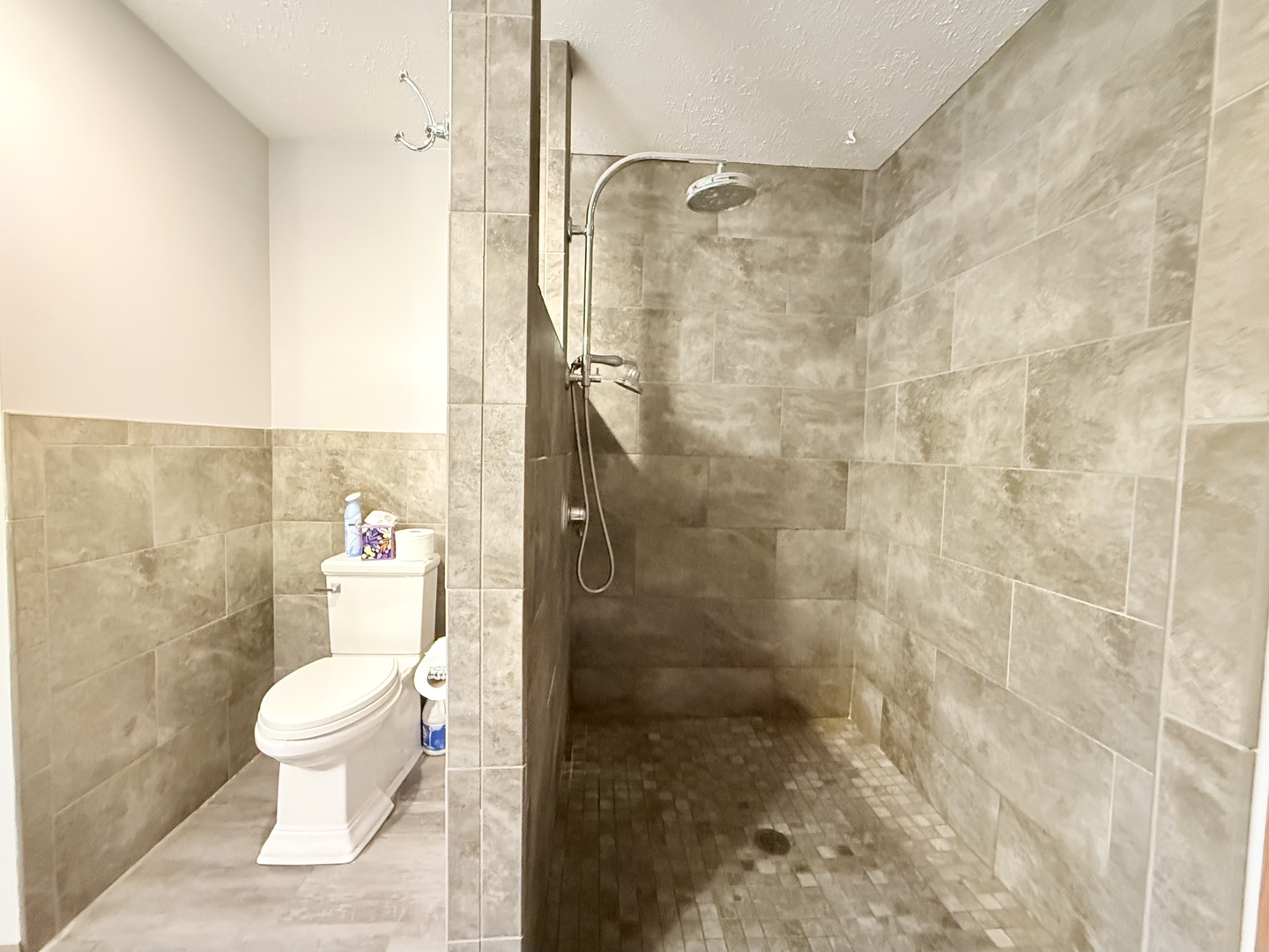 147 Hazel Road Simpson, IL 62985 - Photo 27 of 56 a bathroom with a toilet and a shower