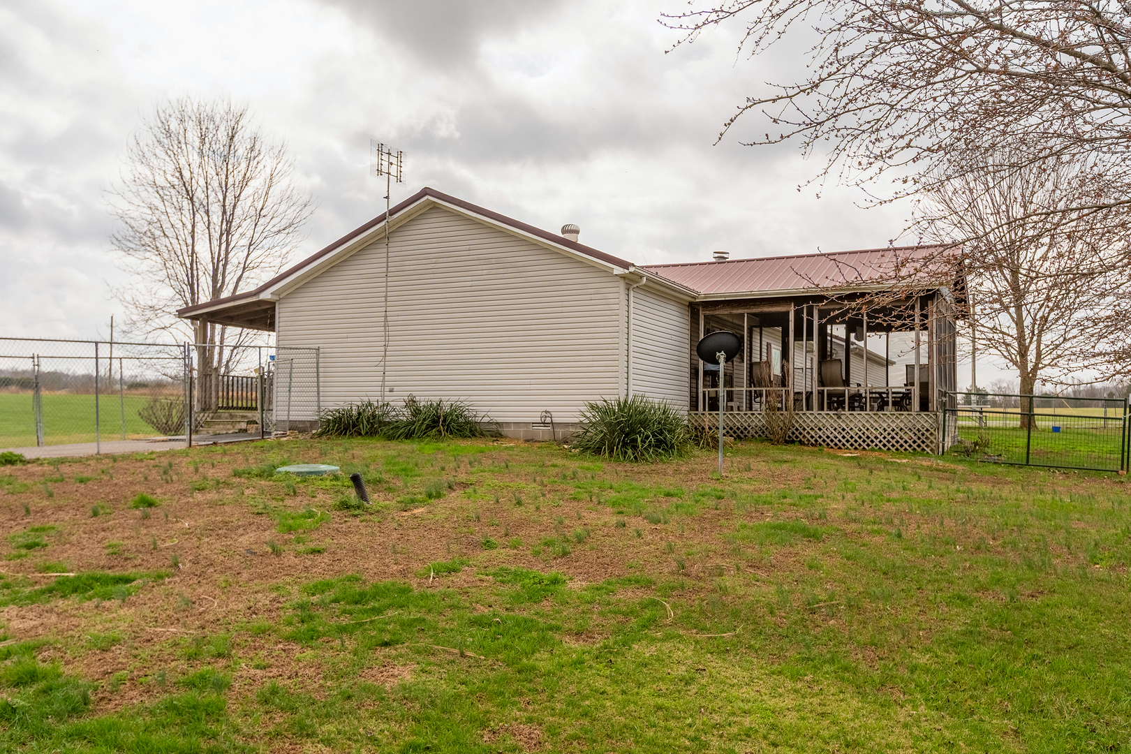 147 Hazel Road Simpson, IL 62985 - Photo 56 of 56 a backyard of a house with table and chairs