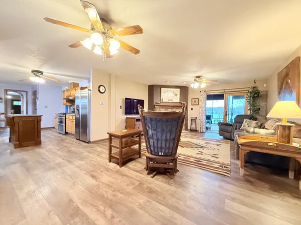 $347,000 | 147 Hazel Road, Simpson, IL 62985