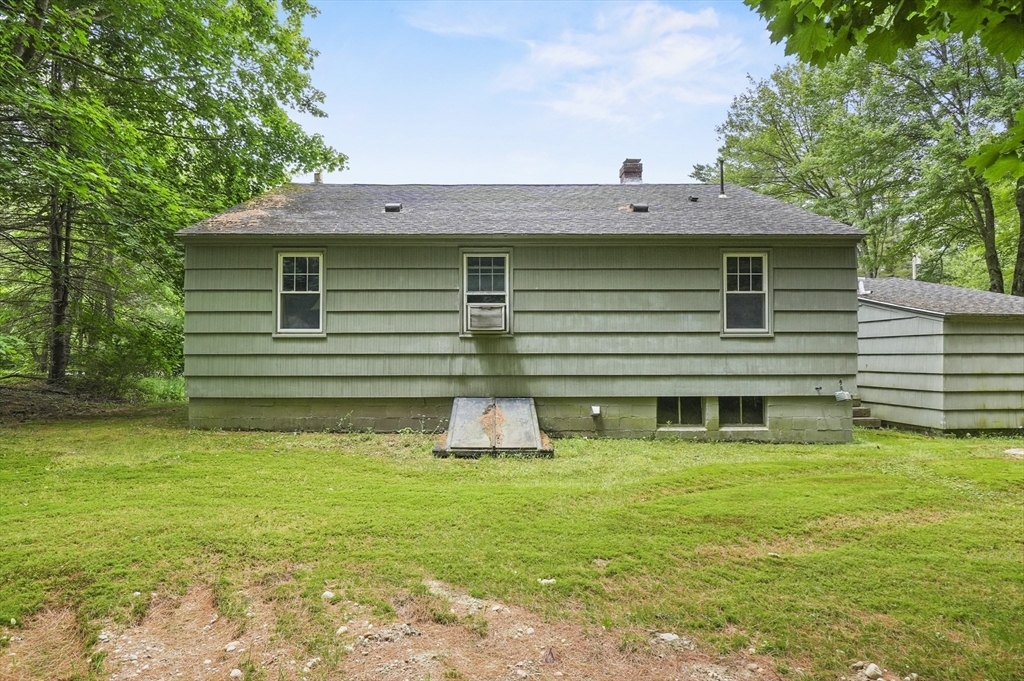 49 Winchendon Road Baldwinville, MA 01436 - Photo 25 of 33 a front view of a house with garden