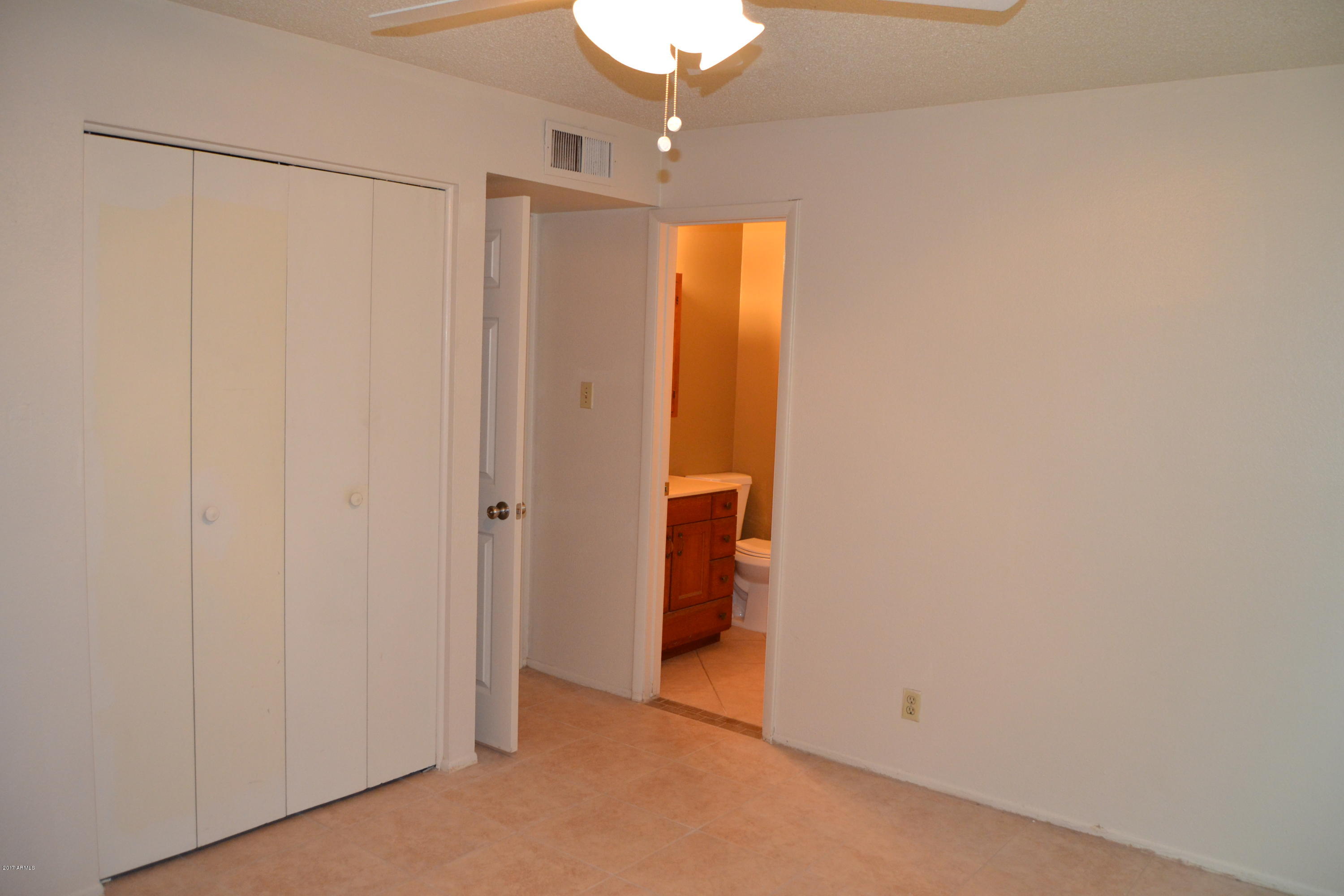 8243 West Osborn Road Phoenix, AZ 85033 - Photo 20 of 35 DSC_6952