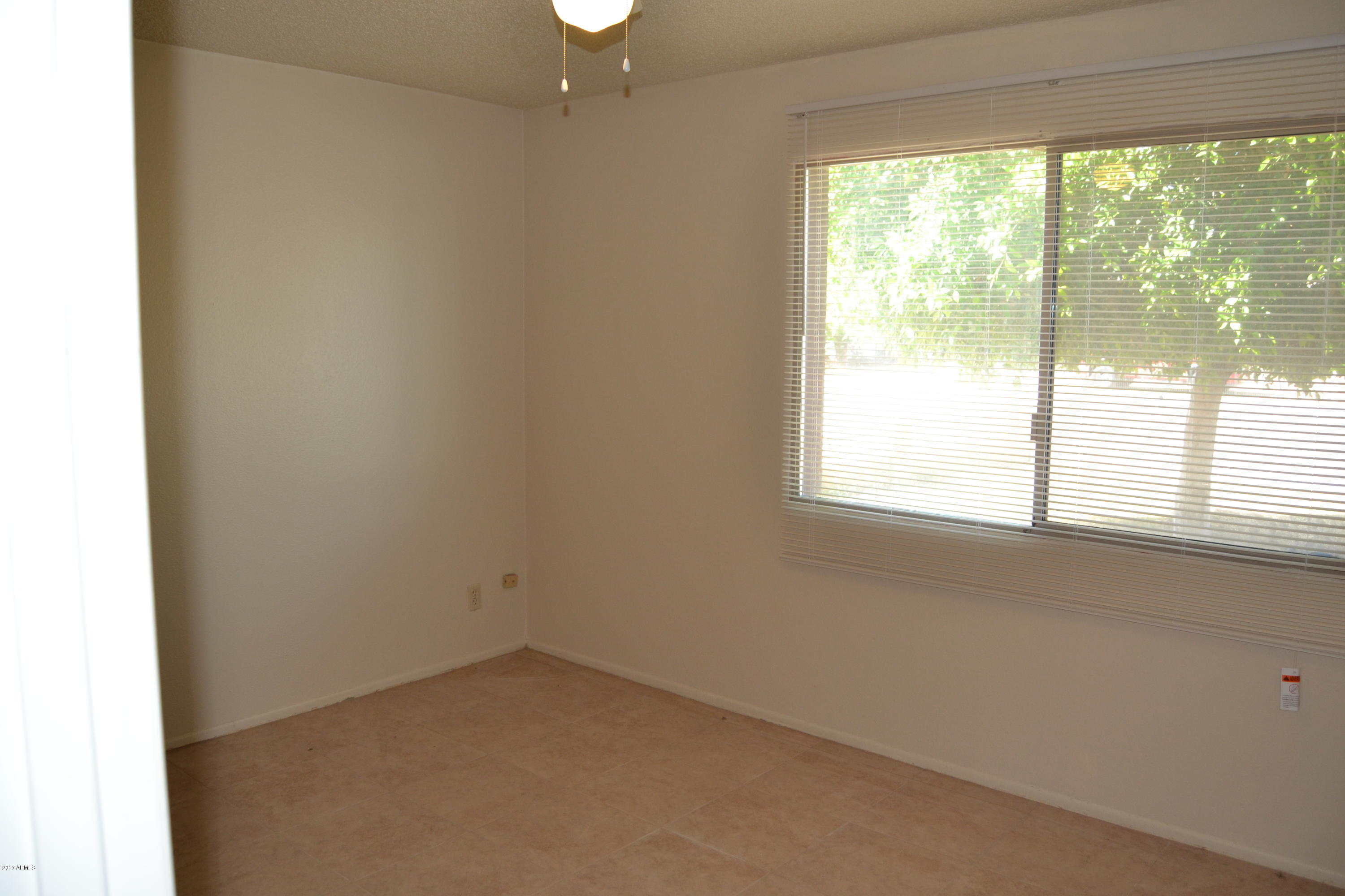 8243 West Osborn Road Phoenix, AZ 85033 - Photo 23 of 35 DSC_6957