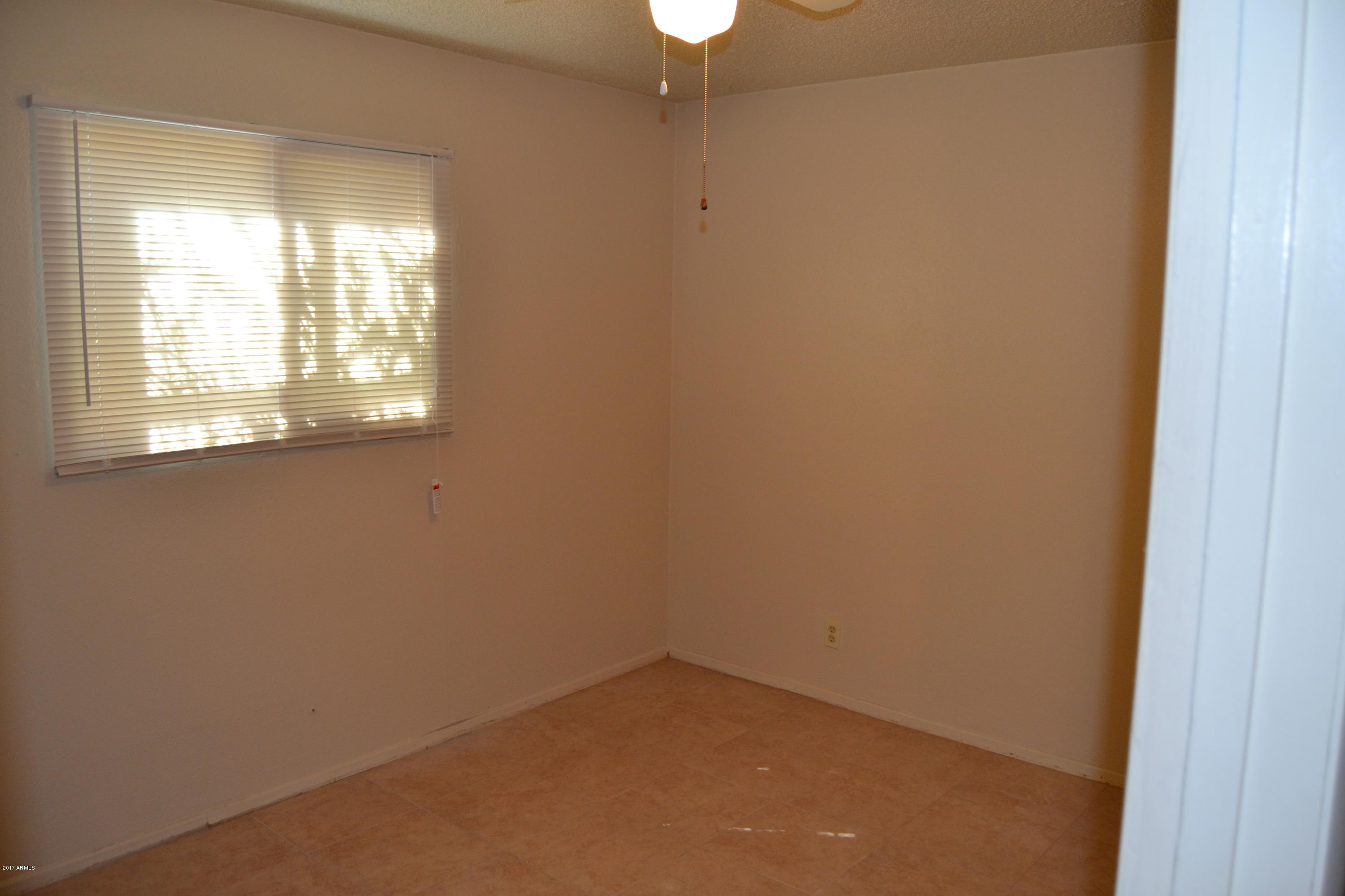 8243 West Osborn Road Phoenix, AZ 85033 - Photo 25 of 35 DSC_6955