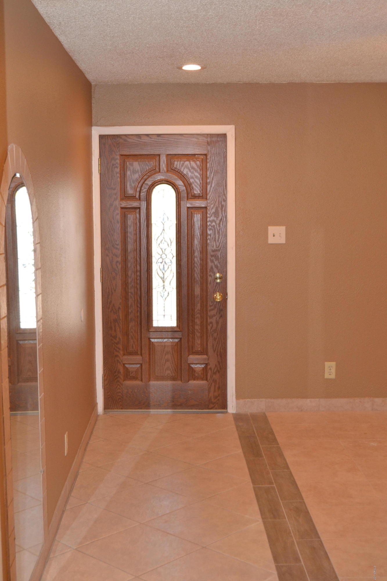 8243 West Osborn Road Phoenix, AZ 85033 - Photo 8 of 35 DSC_6936
