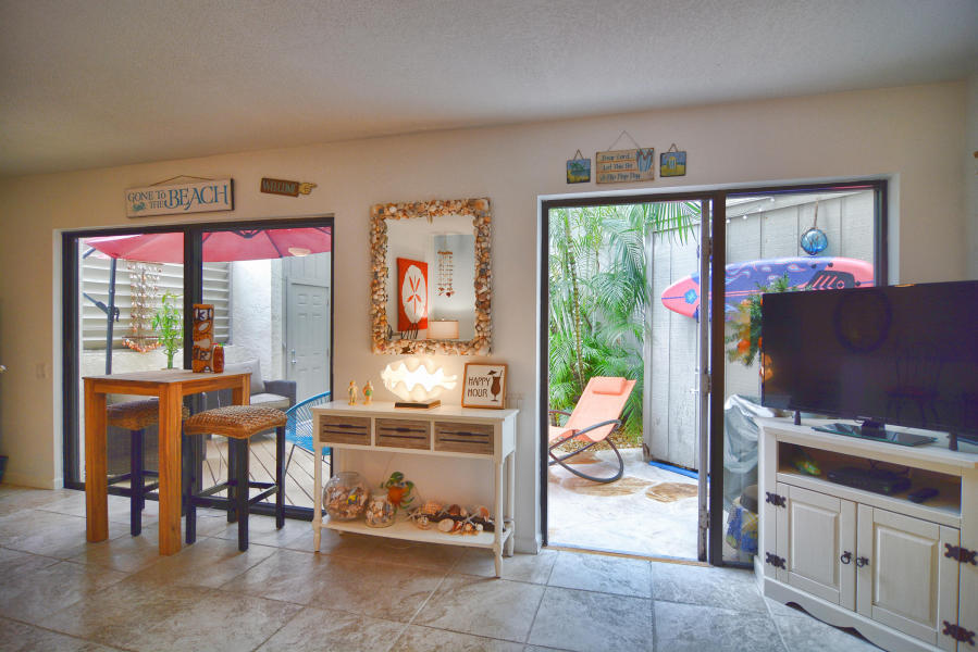 1605 Highway 1, Unit 4D Jupiter, FL 33477 - Photo 3 of 12 Entrance and Patio View