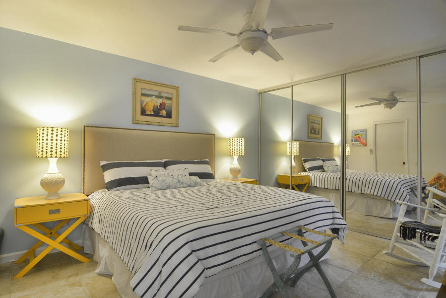 1605 Highway 1, Unit 4D Jupiter, FL 33477 - Photo 7 of 12 Master Bedroom