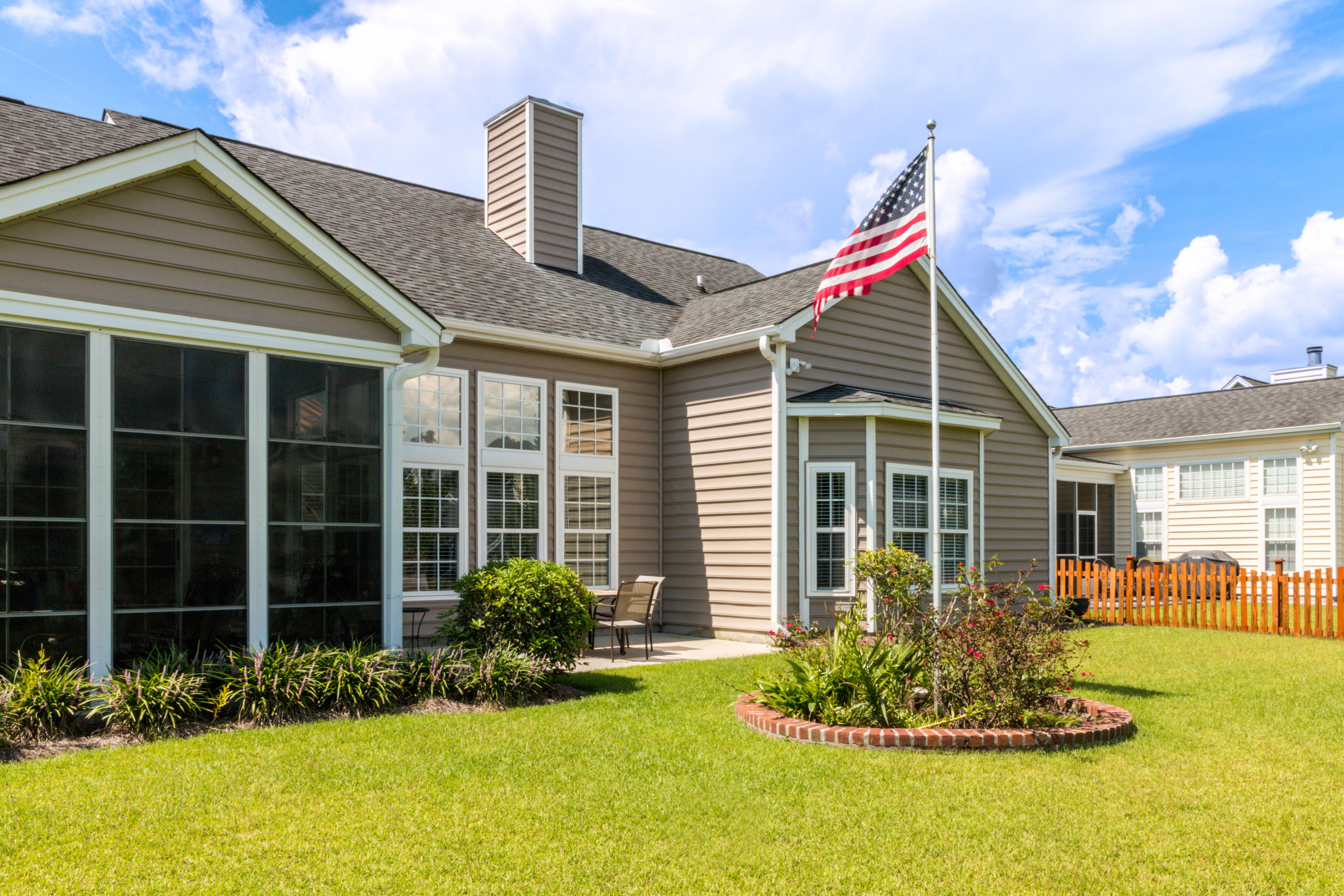 122 Gathering Island Road Summerville, SC 29485 - Photo 7 of 26 Exterior