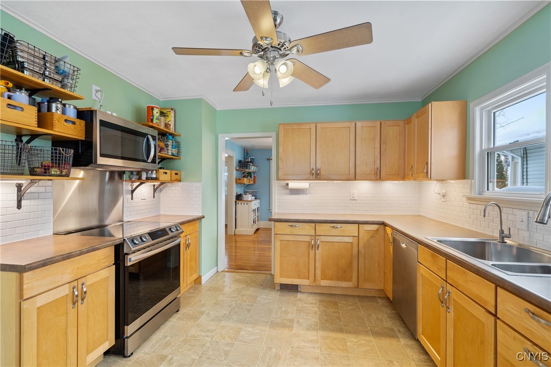 124 Winthrop Road Syracuse, NY 13206 - Photo 15 of 40
