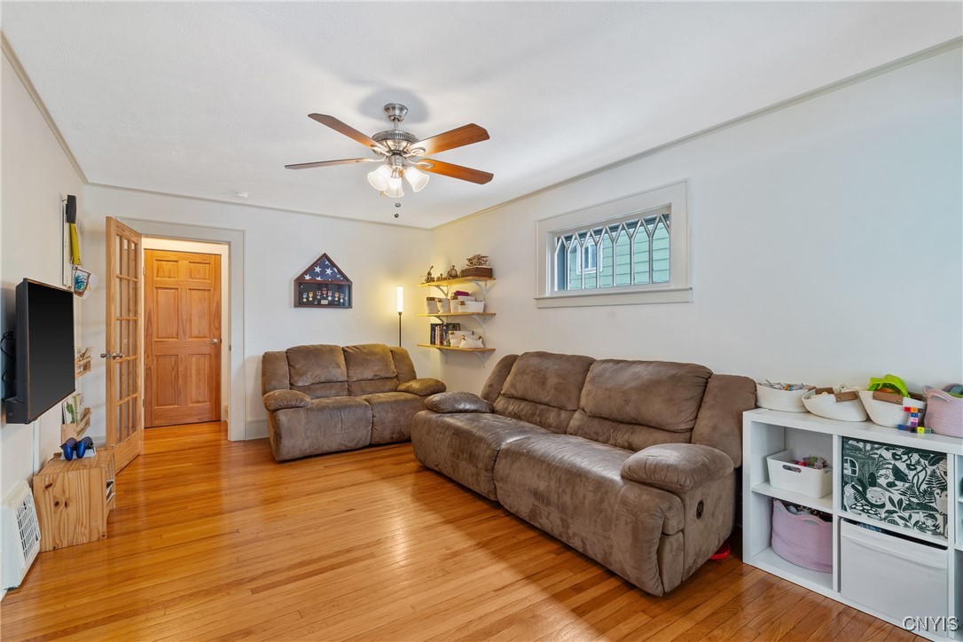 124 Winthrop Road Syracuse, NY 13206 - Photo 6 of 40