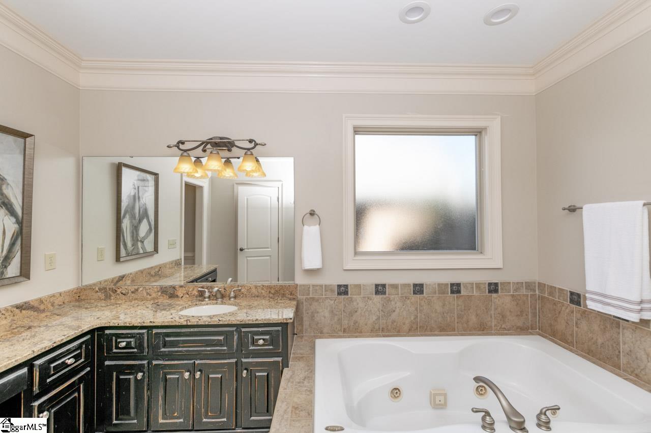 17 Ruby Lake Lane Simpsonville, SC 29681 - Photo 15 of 36