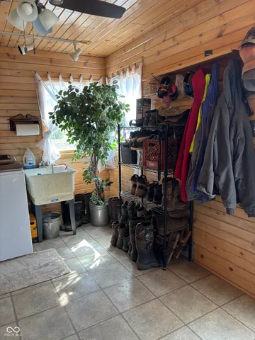 $1,680,000 | 6951 West 450 South, Columbus, IN 47201