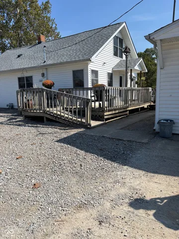 $1,680,000 | 6951 West 450 South, Columbus, IN 47201