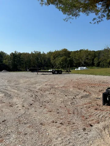 $1,680,000 | 6951 West 450 South, Columbus, IN 47201