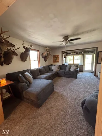 $1,680,000 | 6951 West 450 South, Columbus, IN 47201