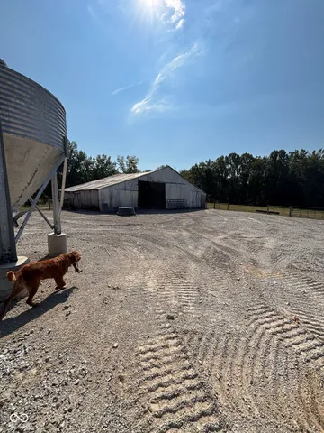 $1,680,000 | 6951 West 450 South, Columbus, IN 47201