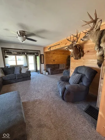 $1,680,000 | 6951 West 450 South, Columbus, IN 47201