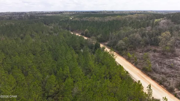 $185,000 | 6418 South Mattox Springs Road, Unit 1, Caryville, FL 32427