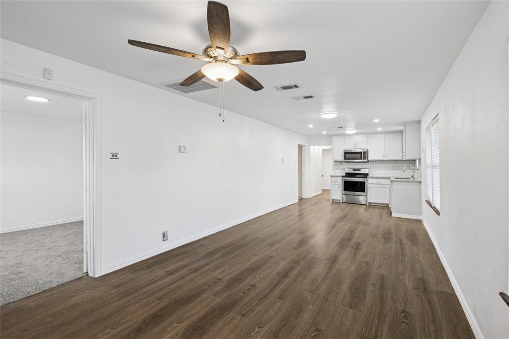 3000 Burchill Road South Fort Worth, TX 76105 - Photo 7 of 26