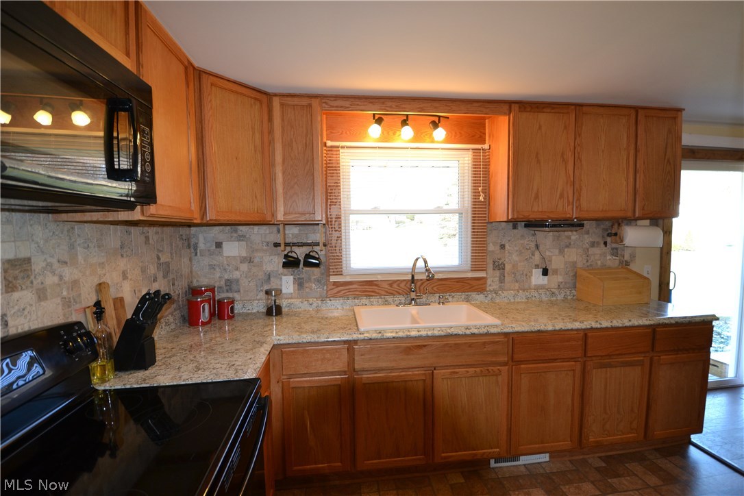 4727 4th Street Northwest Canton, OH 44708 - Photo 13 of 32 Gallery Image 13