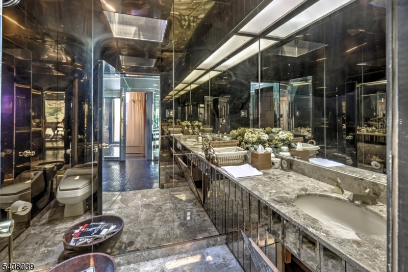 235 Mountainside Road Mendham, NJ 07945 - Photo 14 of 45