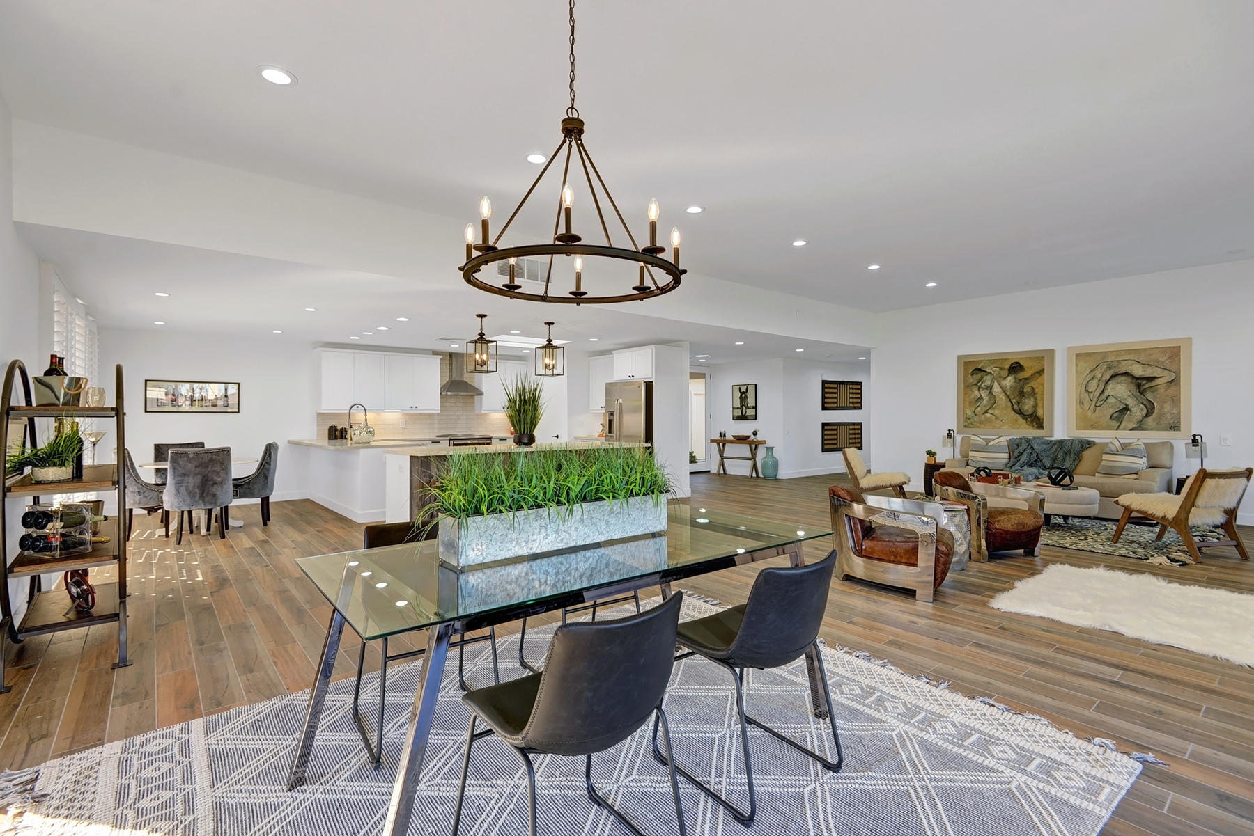 34 Duke Drive Rancho Mirage, CA 92270 - Photo 5 of 32 a living room with lots of furniture and a chandelier