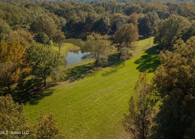 $433,500 | 636 Livingston Vernon Road, Flora, MS 39071