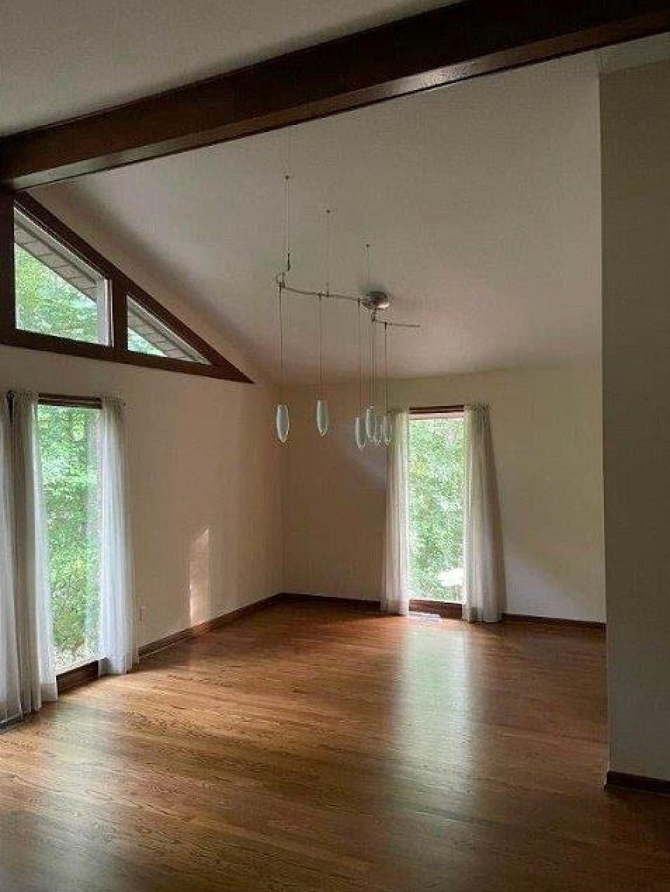 4815 Rembert Drive Raleigh, NC 27612 - Photo 7 of 26 Dining Area