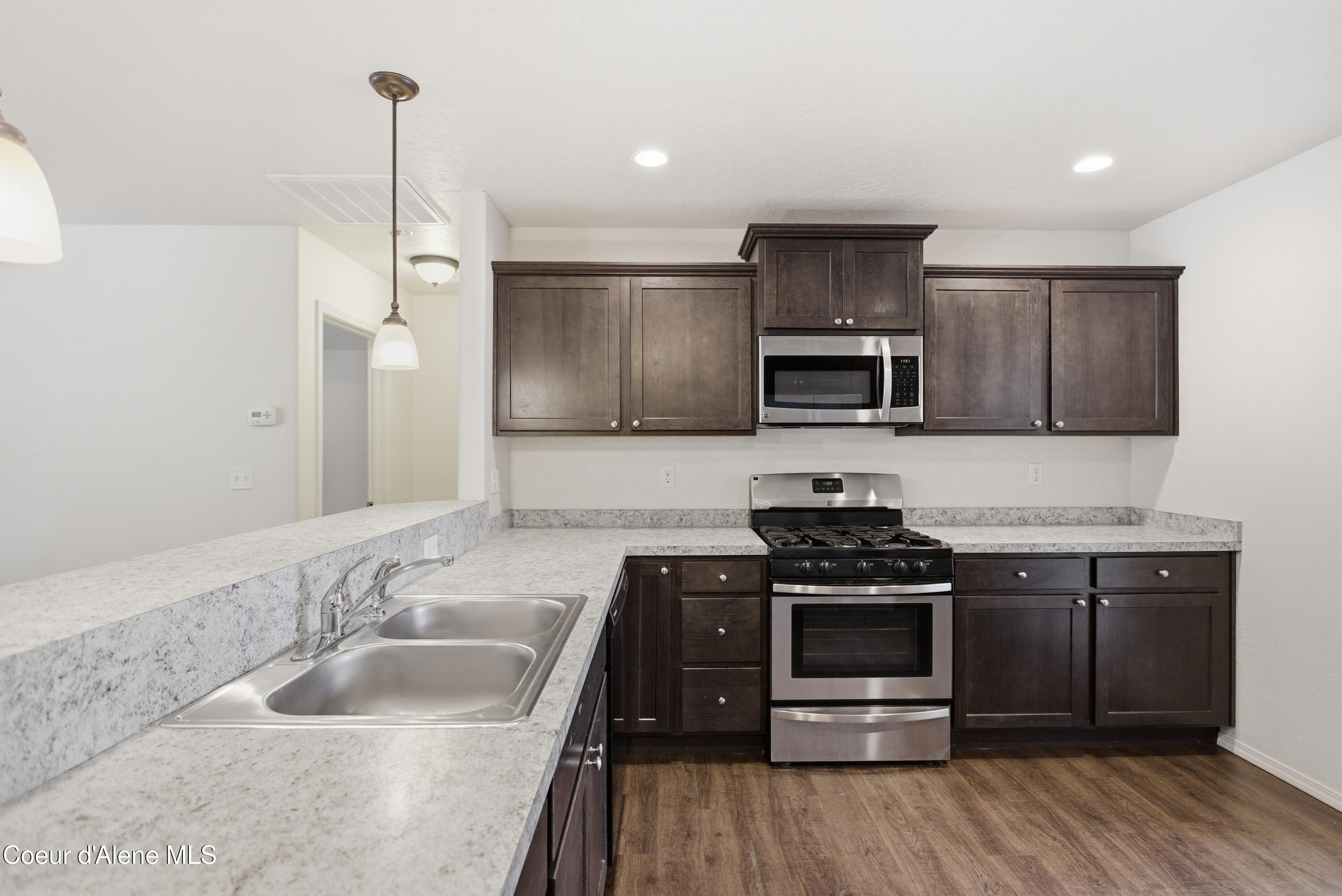 1121 Honeysuckle Avenue Sandpoint, ID 83864 - Photo 12 of 41 Kitchen