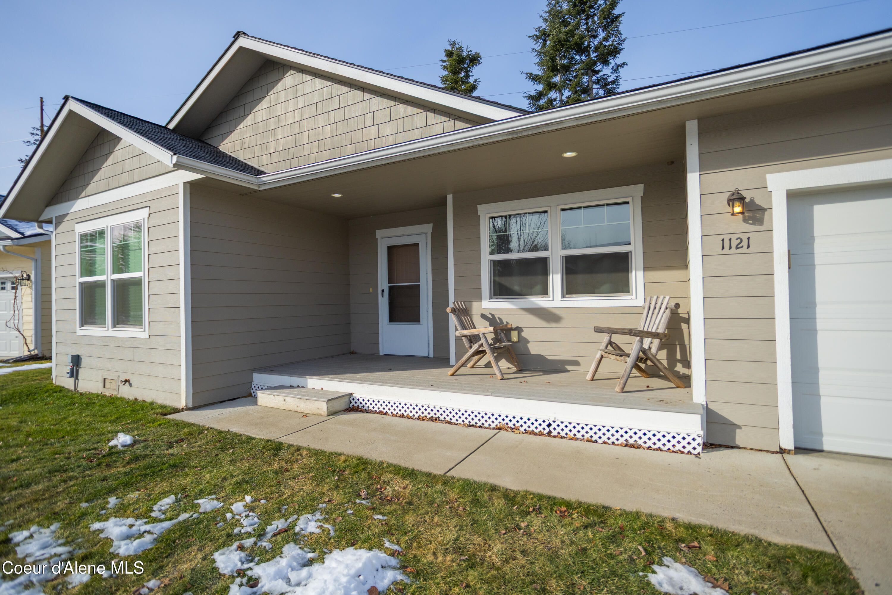1121 Honeysuckle Avenue Sandpoint, ID 83864 - Photo 2 of 41 Covered Front Porch