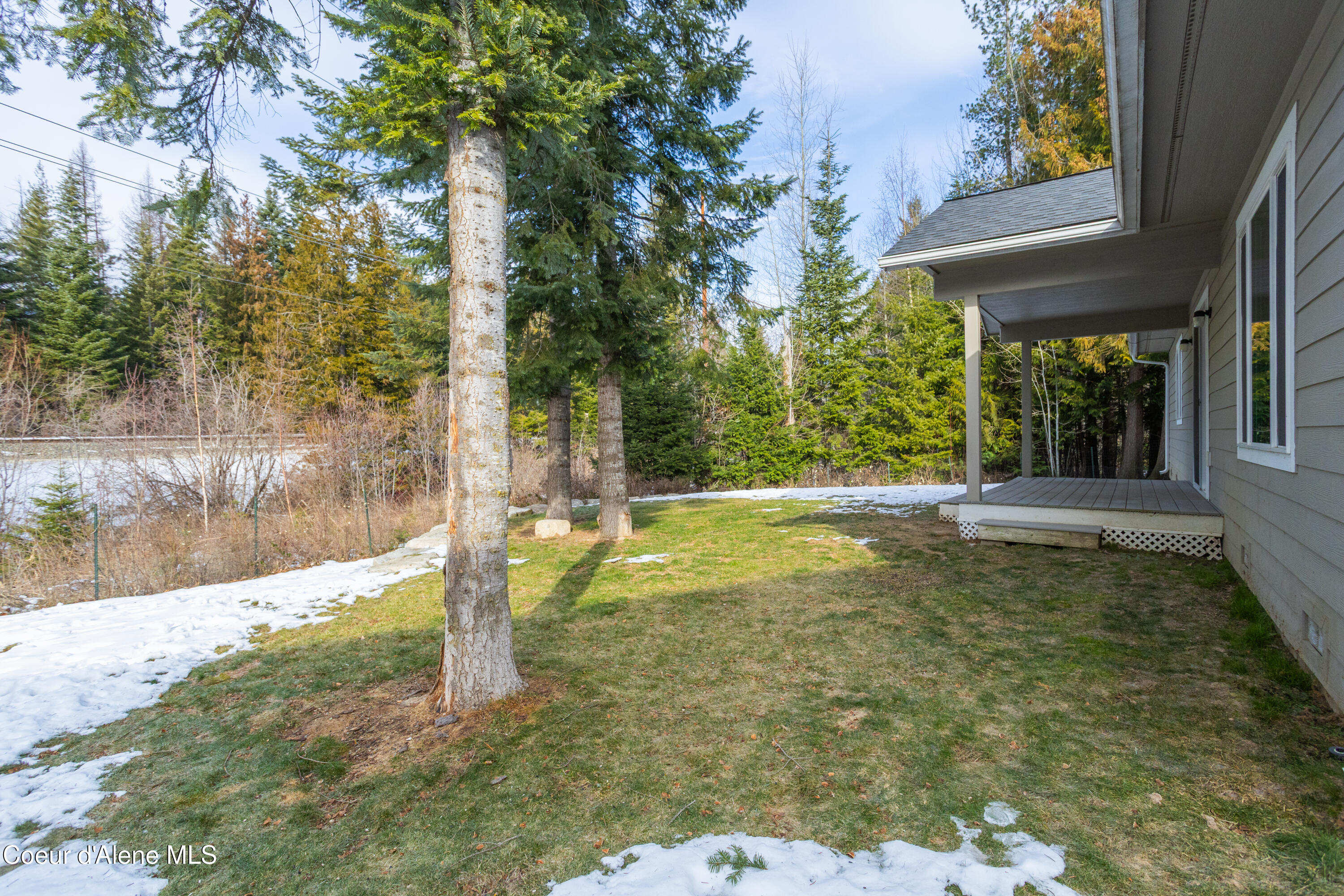 1121 Honeysuckle Avenue Sandpoint, ID 83864 - Photo 31 of 41 Backyard