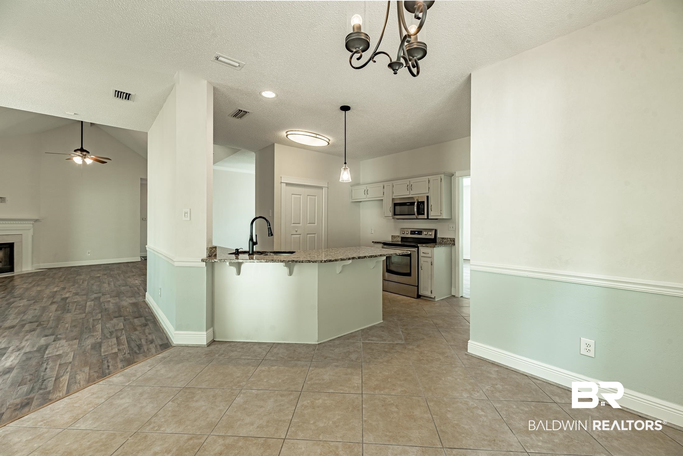 486 Ridgewood Drive Daphne, AL 36526 - Photo 16 of 33