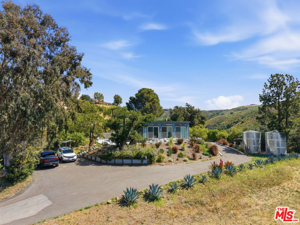 3065 South Foose Road Malibu, CA 90265 - Photo 4 of 39
