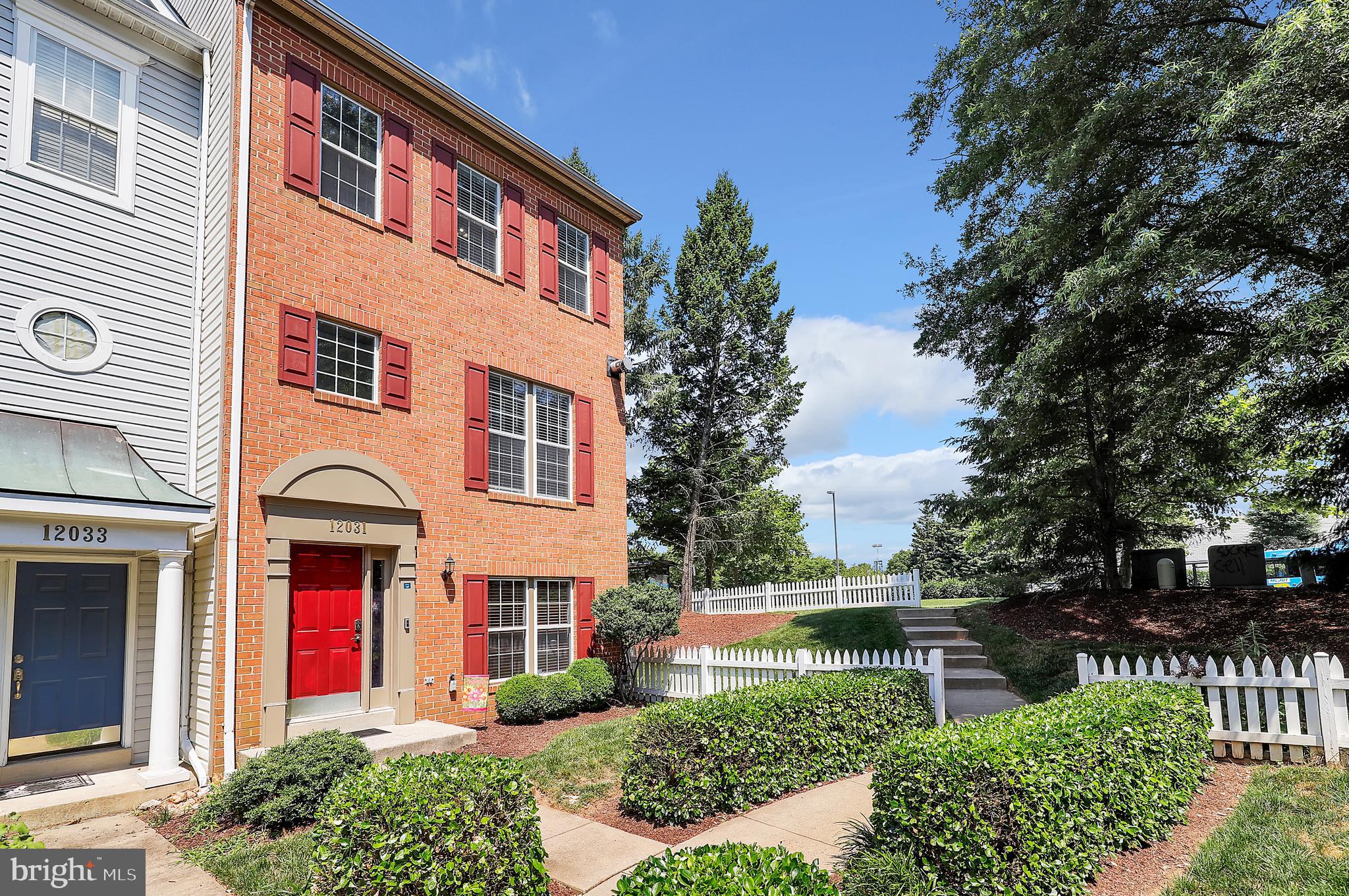 12031 Amber Ridge Circle Germantown, MD 20876 - Photo 2 of 36
