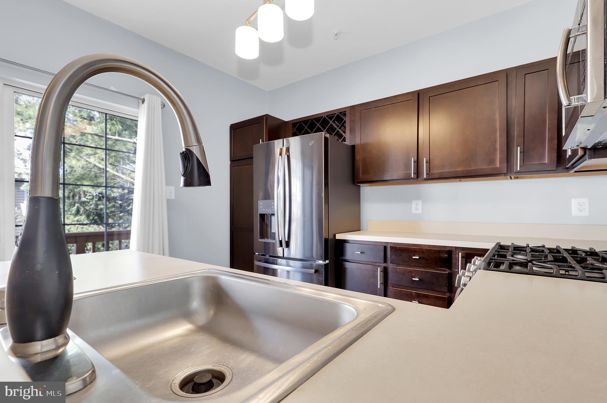 12031 Amber Ridge Circle Germantown, MD 20876 - Photo 8 of 36