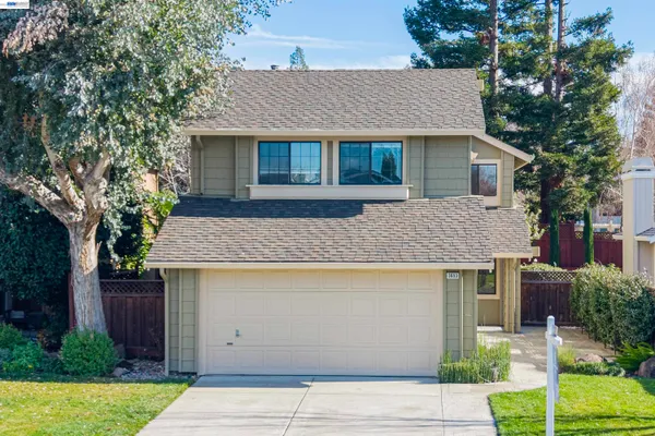 front view of house with a yard