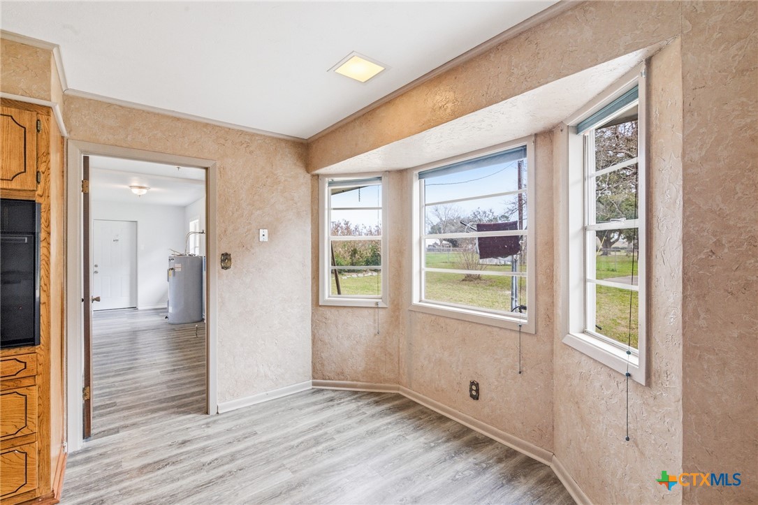 703 Tranquillo Drive Victoria, TX 77905 - Photo 16 of 34 Breakfast Area