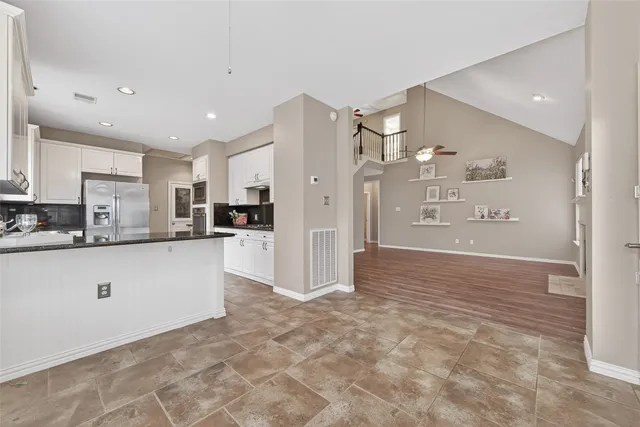 $450,000 | 5522 Whisper Ridge Drive, Sugar Land, TX 77479