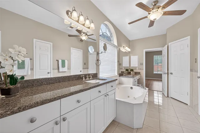 $450,000 | 5522 Whisper Ridge Drive, Sugar Land, TX 77479