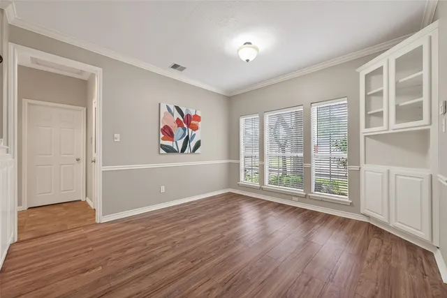 $450,000 | 5522 Whisper Ridge Drive, Sugar Land, TX 77479