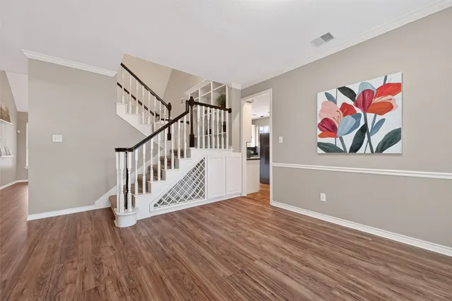 $450,000 | 5522 Whisper Ridge Drive, Sugar Land, TX 77479