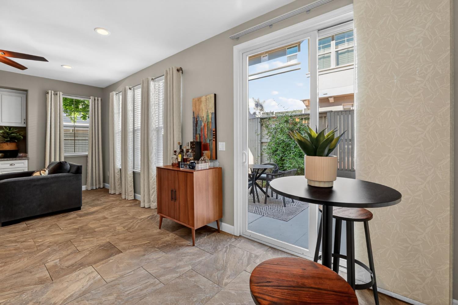 1401 Indiana Way, Unit 61 Rocklin, CA 95765 - Photo 11 of 49