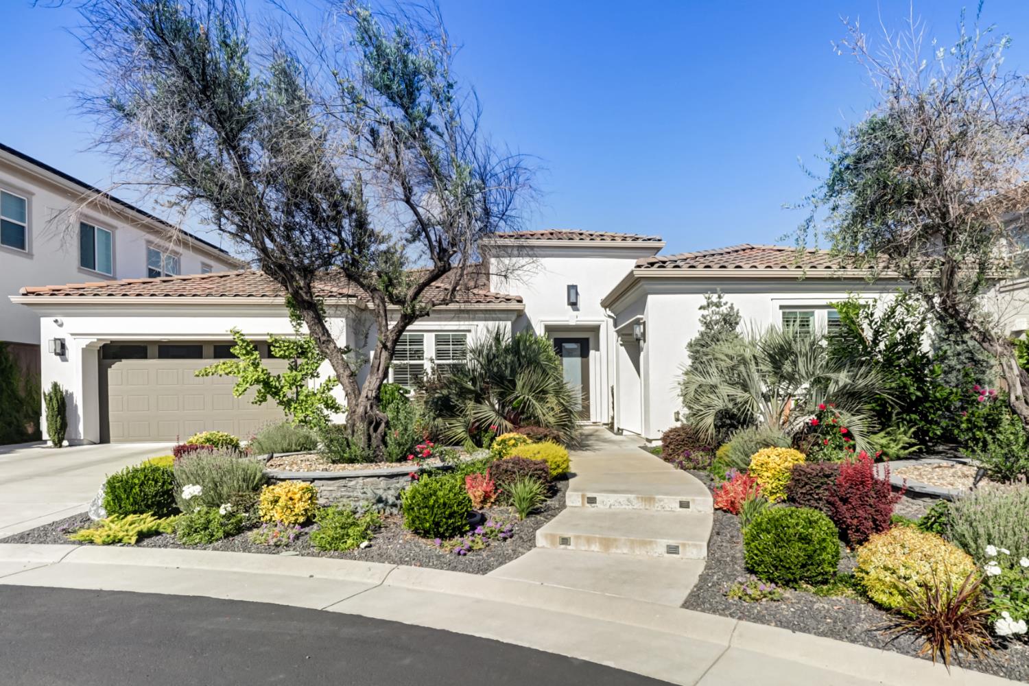 910 Fallen Timber Court Rocklin, CA 95765 - Photo 4 of 60